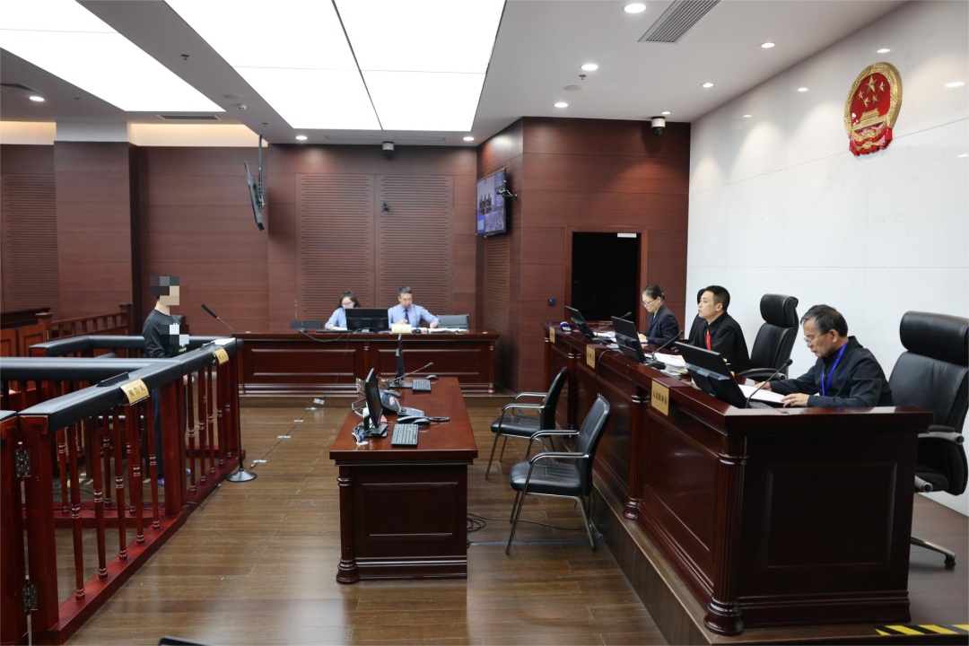 非法经营股票场外配资_配资炒股公司_徐汇区首例股票场外配资案